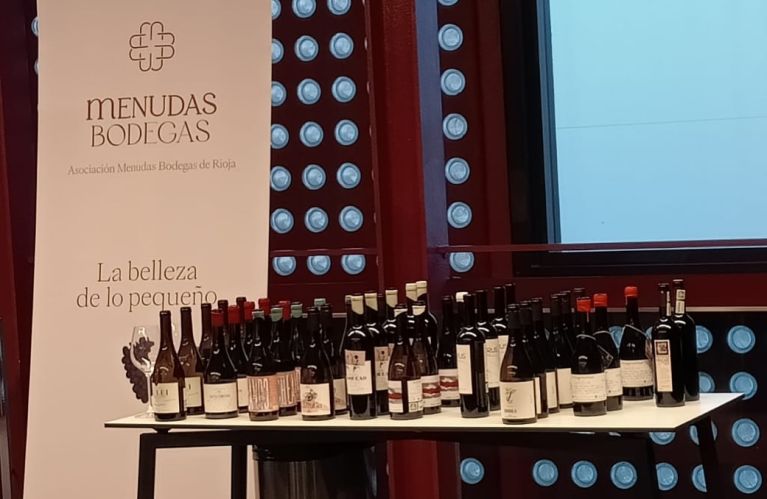 menudas-bodegas-de-rioja-da-una-espectacular-cata-en-su-presentacion-en-el-centro-de-la-cultura-del-rioja